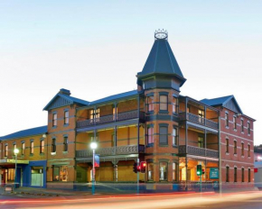Ikon Hotel